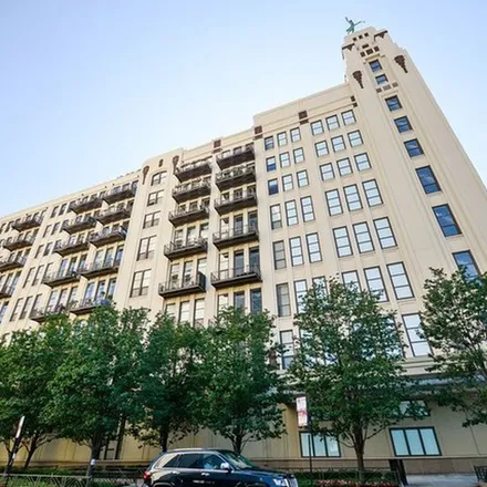 Image 1 - 759 North Larrabee Street, Chicago, IL 60654, USA - Apartment for rent