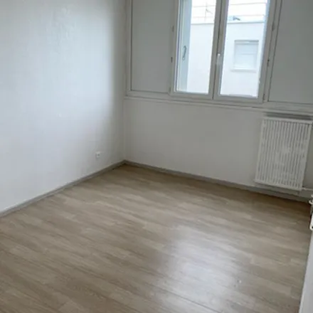 Rent this 2 bed apartment on 13 Rue Gustave Courbet in 70400 Héricourt, France