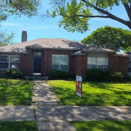 Buy this 3 bed house on 4117 Clary Drive in The Colony, TX 75056