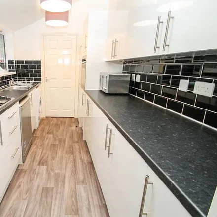 Rent this 6 bed room on Back Carberry Road in Leeds, LS6 1QQ