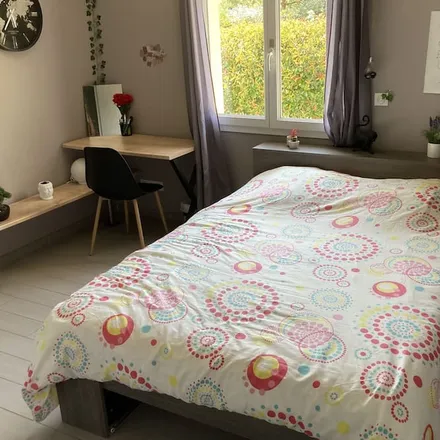 Rent this 3 bed house on 24420 Savignac-les-Églises