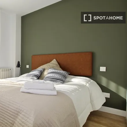 Rent this 2 bed apartment on Ciudad de Barcelona-Seco in Avenida de la Ciudad de Barcelona, 28007 Madrid