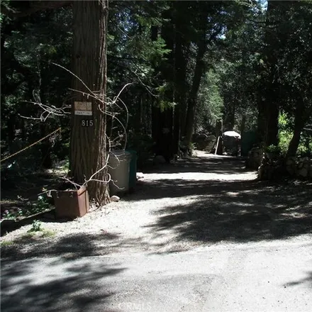 Image 2 - 836 Deer Trail, Skyland, Crestline, CA 92325, USA - House for sale