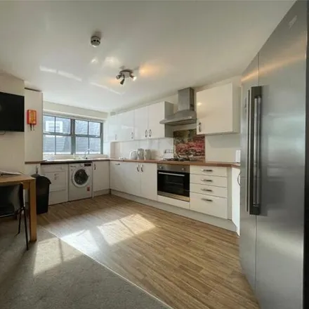 Image 3 - 2 Taddiford Road, Exeter, EX4 4AY, United Kingdom - House for rent