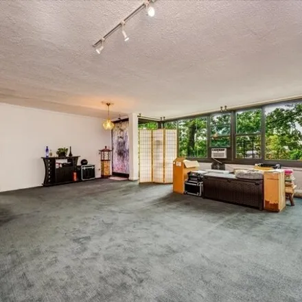 Image 7 - 7-15 162nd Street, New York, NY 11357, USA - Apartment for sale