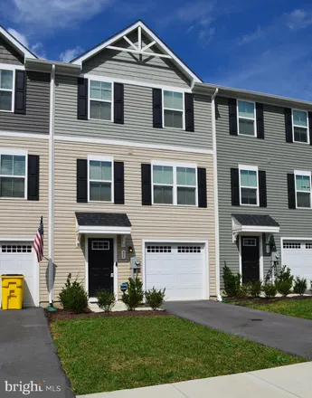 Image 3 - 1301 Gainsboro Drive, Martinsburg, WV 25403, USA - Townhouse for sale