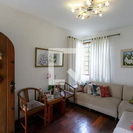 Rent this 3 bed house on Rua Jacinto Vieira in Cachoeirinha, Belo Horizonte - MG