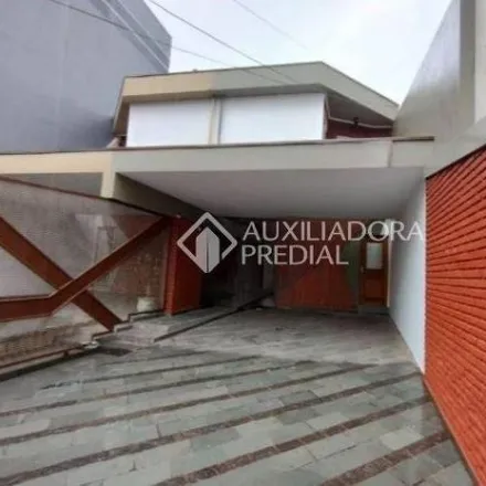 Rent this 3 bed house on Rua Ibirá in Vila Scarpelli, Santo André - SP