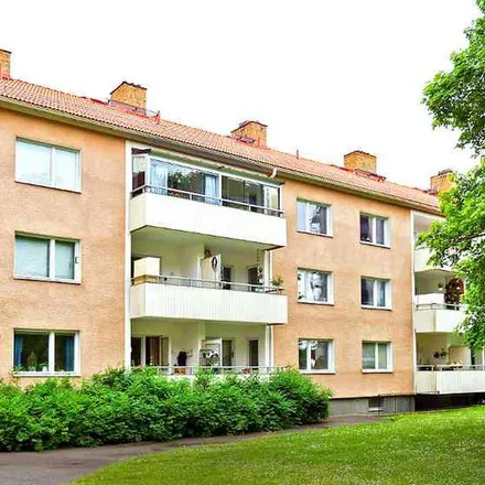 Rent this 3 bed apartment on Vädursgatan 3B in 587 36 Linköping, Sweden