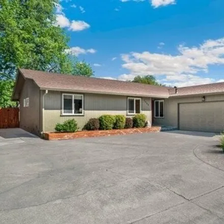 Buy this 3 bed house on 1723 Tanglewood Lane in Roseville, CA 95661