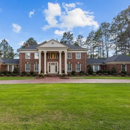 Buy this 6 bed house on 134 Inverrary Road in Pinehurst, NC 28374