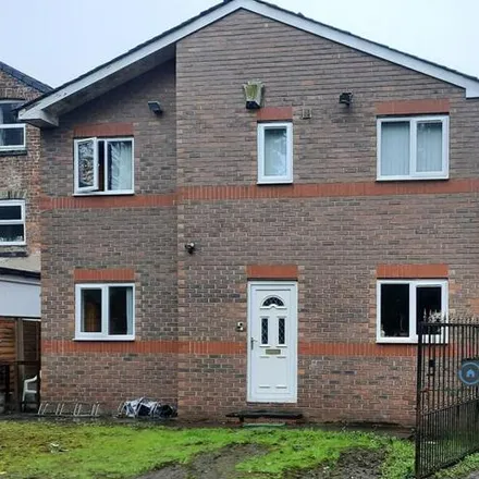 Rent this 4 bed duplex on Granville Road in Manchester, M14 6BH