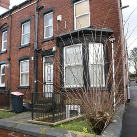 Image 2 - Royal Park Grove, Leeds, LS6 1HF, United Kingdom - Apartment for rent