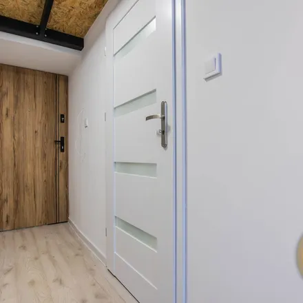 Rent this 1 bed apartment on Galeria Sudecka in Aleja Jana Pawła II 51, 58-506 Jelenia Góra