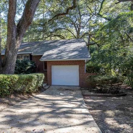 Buy this 3 bed house on 1907 Holly Street in Tallahassee, FL 32303