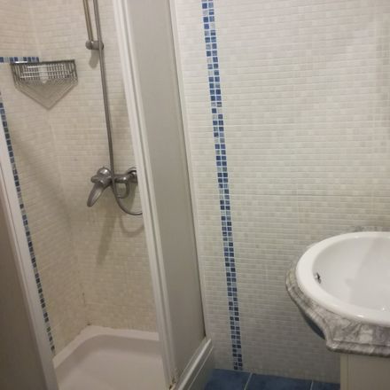 Rent this 1 bed room on R. João XXI 4 in 2400-137 Leiria, Portugal