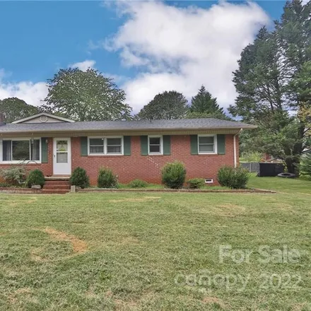 Buy this 4 bed house on 2021 Sandy Avenue in Ian Joy Acres, Statesville