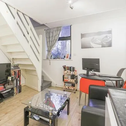 Image 3 - The Chandlers, Leeds, LS2 7BJ, United Kingdom - Apartment for sale