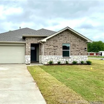 Buy this 4 bed house on 2306 West 31st Street North in Tulsa, OK 74127