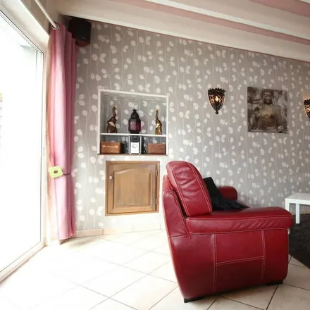 Image 5 - Route des Plaines, 71110 Chambilly, France - House for rent