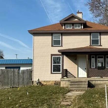 Buy this 3 bed house on 564 Wayne Street in Blackman Charter Township, MI 49202