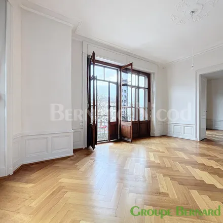 Rent this 4 bed apartment on Rue de la Byronne 2 in 1800 Vevey, Switzerland