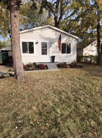 Buy this 2 bed house on 29244 Congress Street in Roseville, MI 48066