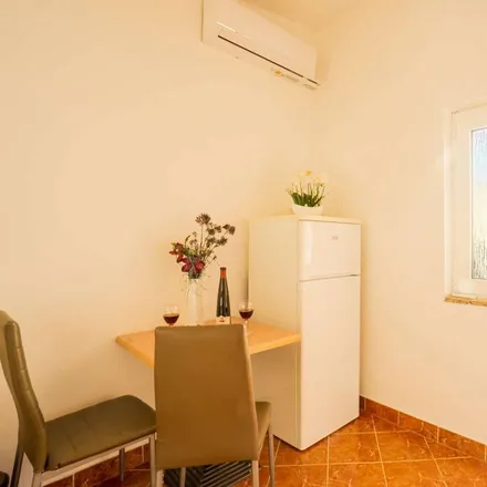 Image 5 - Grad Novalja, Lika-Senj County, Croatia - Apartment for rent