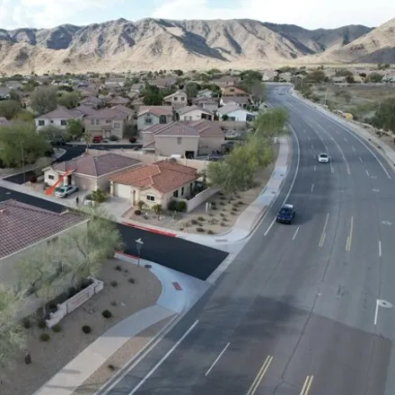 Image 4 - 1701 West Amberwood Drive, Phoenix, AZ 85045, USA - House for sale