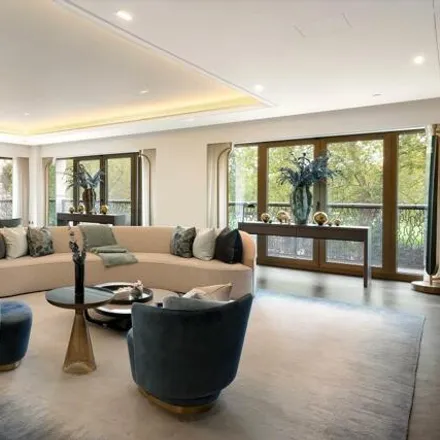 Image 2 - Clarges Mayfair, Piccadilly, London, W1J 8HY, United Kingdom - Apartment for sale