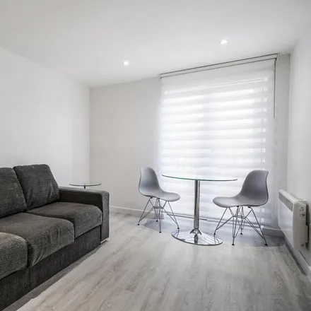 Rent this 1 bed apartment on Pumpkin in Ingham Road, London