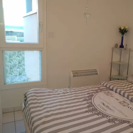 Rent this 1 bed apartment on 66750 Saint-Cyprien