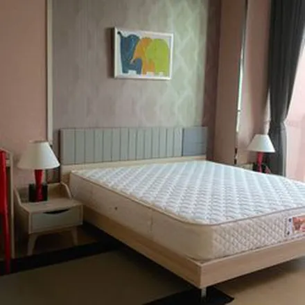 Rent this 2 bed apartment on O’Glee in Soi Ari 1, Phaya Thai District
