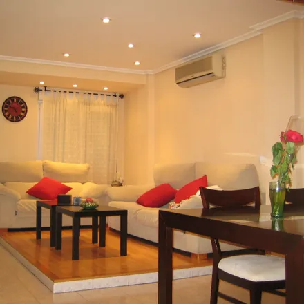 Rent this 2 bed apartment on Carrer del Racó d'Ademús in 21, 46018 Valencia