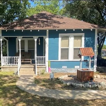 Buy this 3 bed house on 868 Edgar Street in Yoakum, TX 77995