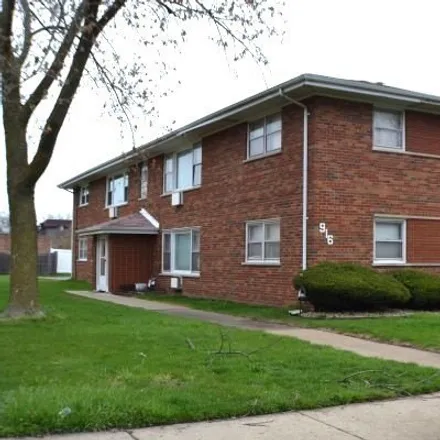Rent this 2 bed apartment on 932 Elder Road in Homewood, IL 60430