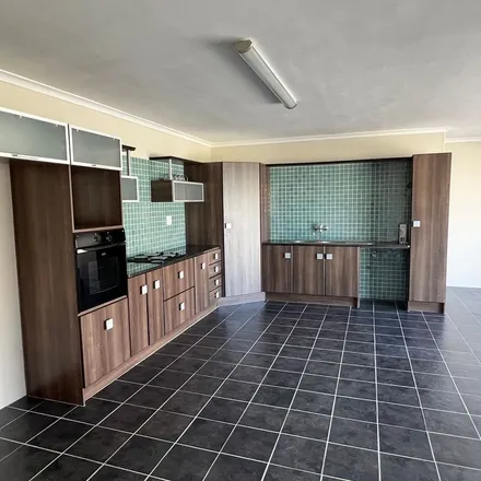 Image 4 - Hester De Wet Street, Overstrand Ward 13, Overstrand Local Municipality, 7201, South Africa - Apartment for rent