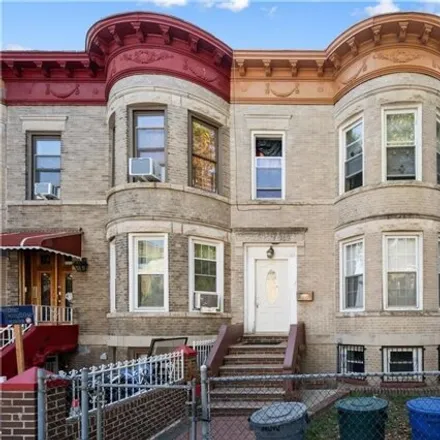 Buy this 5 bed townhouse on 8 Raleigh Pl in Brooklyn, New York