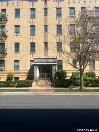 Rent this 1 bed apartment on 250 Harrison Avenue in Village of Mineola, North Hempstead
