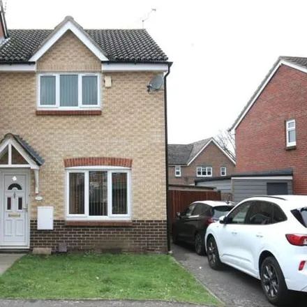 Rent this 3 bed house on Maitland Road in Wickford, SS12 9PU