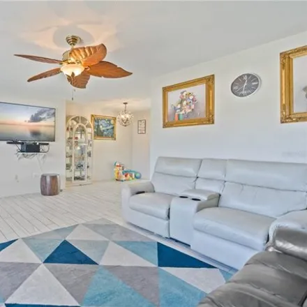 Image 7 - 2944 Southern Parkway West, Bradenton, FL 34205, USA - House for sale
