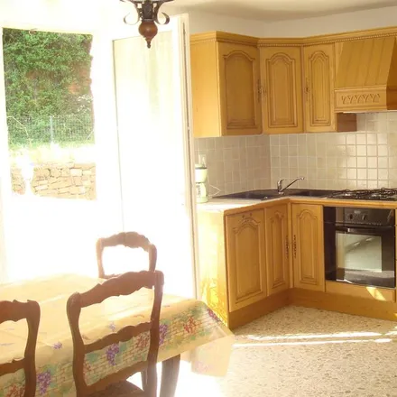 Rent this 2 bed apartment on 30140 Anduze