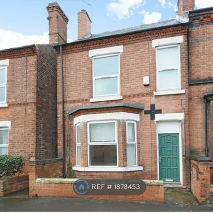 Rent this 4 bed duplex on 64 Montpelier Road in Nottingham, NG7 2JW