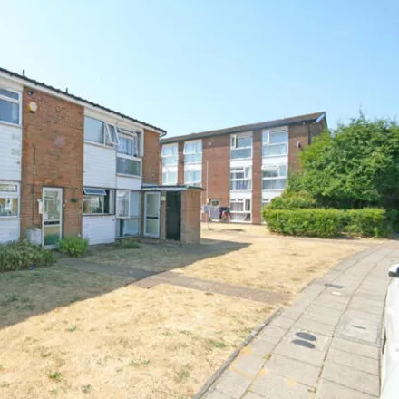 Buy this 2 bed apartment on St Peters Close in London, IG2 7QN