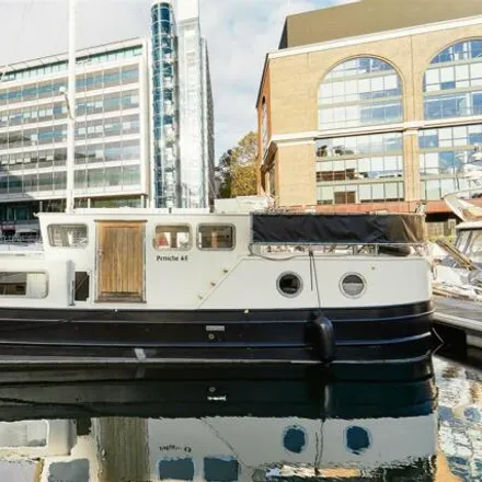 Buy this 1 bed house on Commodity Quay in St. Katharine Docks, London