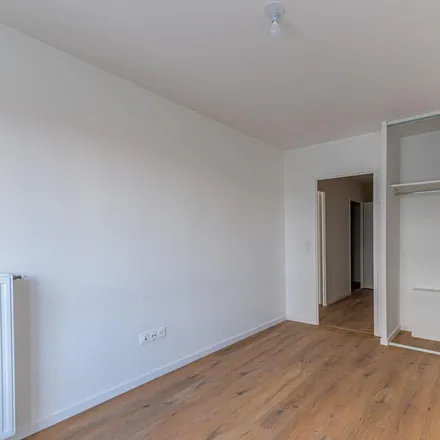 Rent this 2 bed apartment on 9 Boulevard Descartes in 77420 Champs-sur-Marne, France