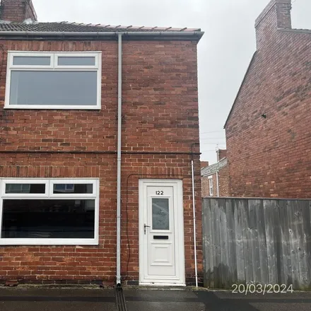Rent this 3 bed house on West Street in Blackhall Colliery, TS27 4LJ