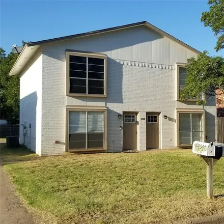 Rent this 2 bed duplex on 1905 Nolen Court in Arlington, TX 76012