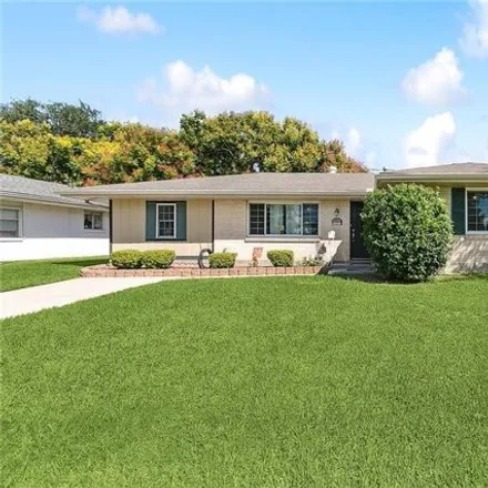 Image 2 - 3801 Bissonet Drive, Bissonet Plaza, Metairie, LA 70003, USA - House for sale