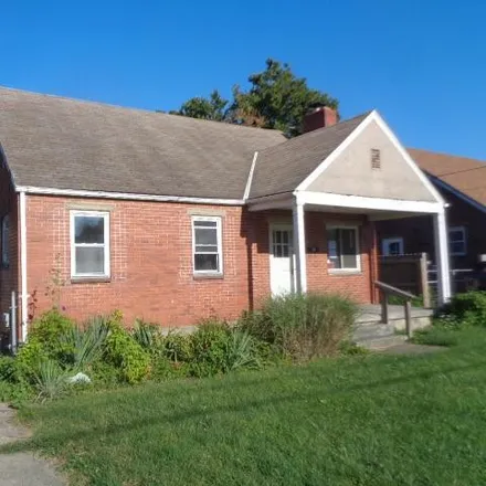 Buy this 3 bed house on 1508 Carolina Street in South Highlands, Middletown